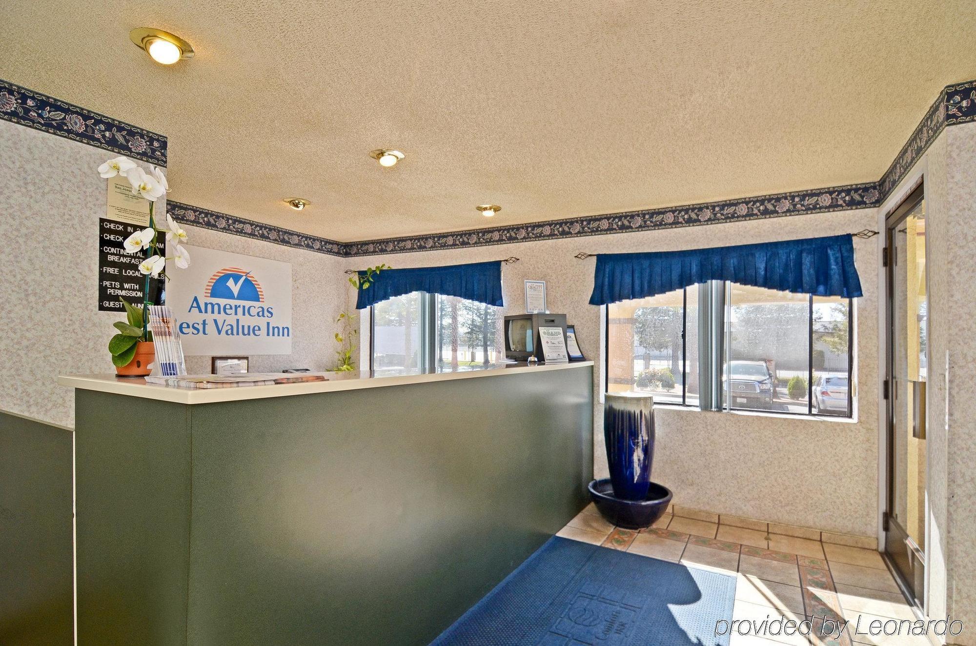 Americas Best Value Inn ストックトン インテリア 写真